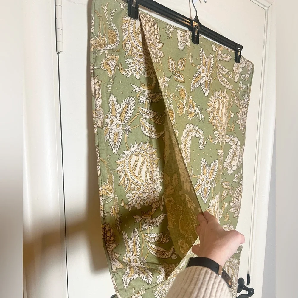 Pottery Barn Margaret Green Cream Floral Euro Shams Set 2 Vintage 2007 26x26